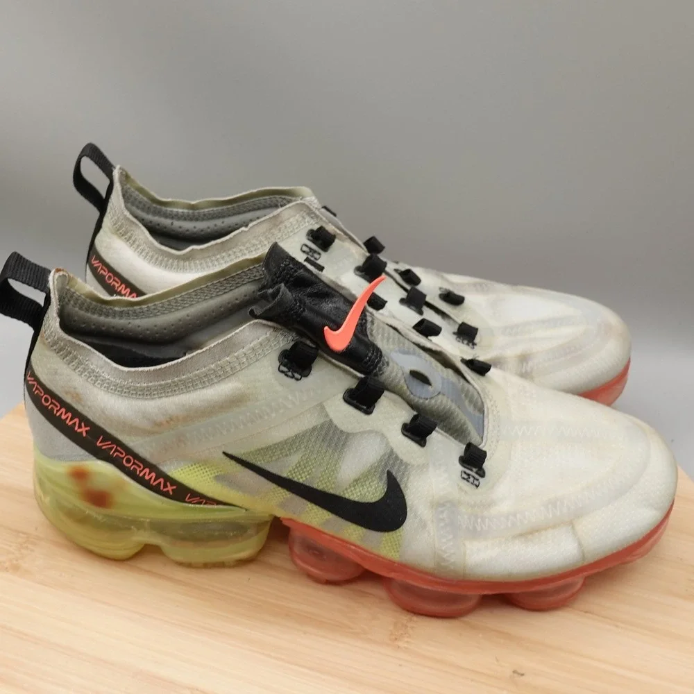 Nike Shoes Mens 7 Air Vapormax 2019 Volt Crimson Neon Athletic AR6631-007 Flaws